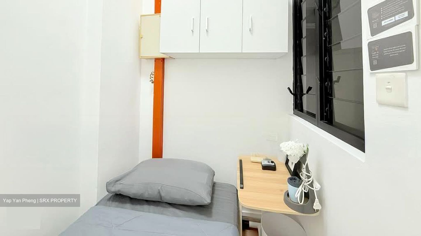 Central Green Condominium (D3), Condominium #561225111
